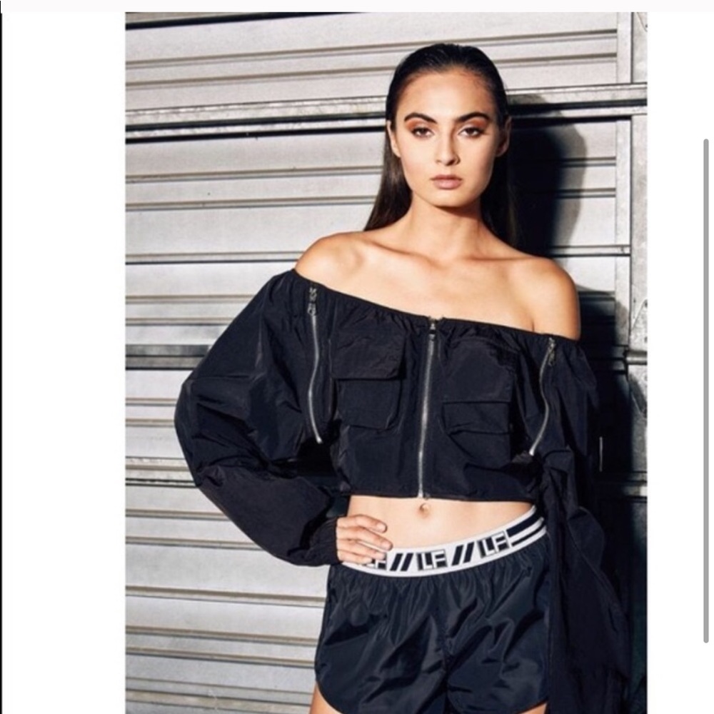 Price firm!New! LF stunning zip up jacket NWT - Picture 2 of 3